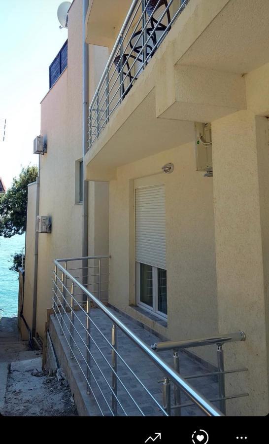 Apartman Ail 2 Ulcinj Exterior foto