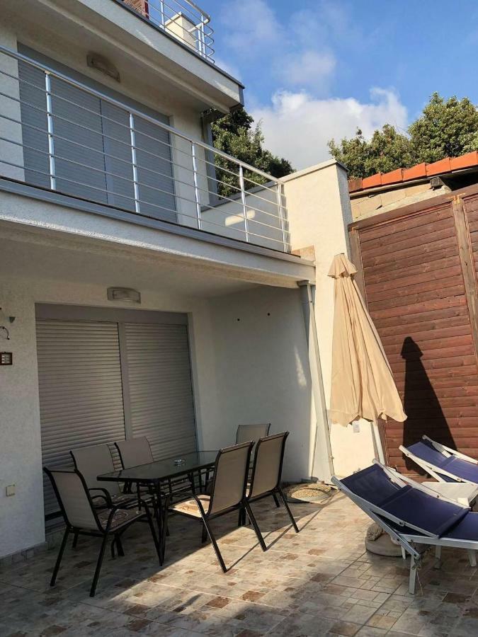 Apartman Ail 2 Ulcinj Exterior foto
